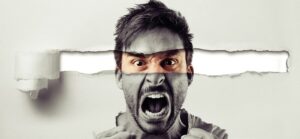 LowEガラスの断熱効果は夏冬でどのように変わるのか？